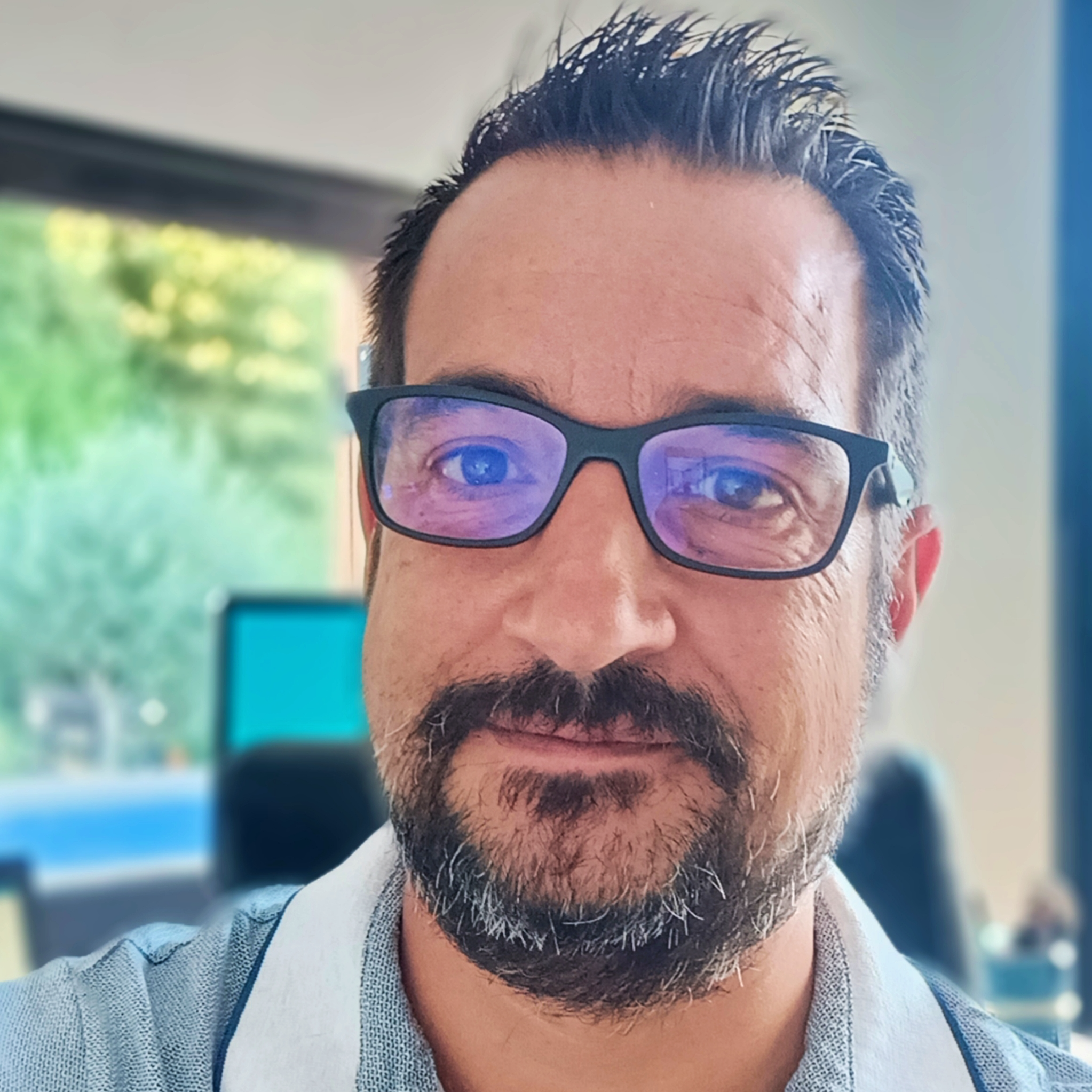 Raphaël F.