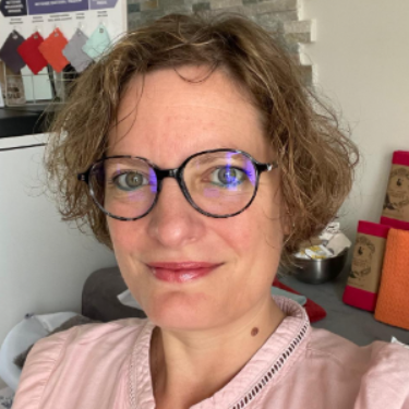 Claire Delaux Assistante Virtuelle - Visio Procédures Flux | Base données TCD Modèles