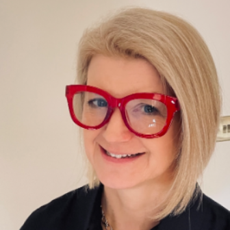 Tamsin Aldridge - Bilingual Virtual Assistant (EN/DE)