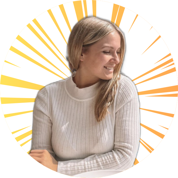 Estelle Roche - ⚡ Community Manager / Social Media ⚡