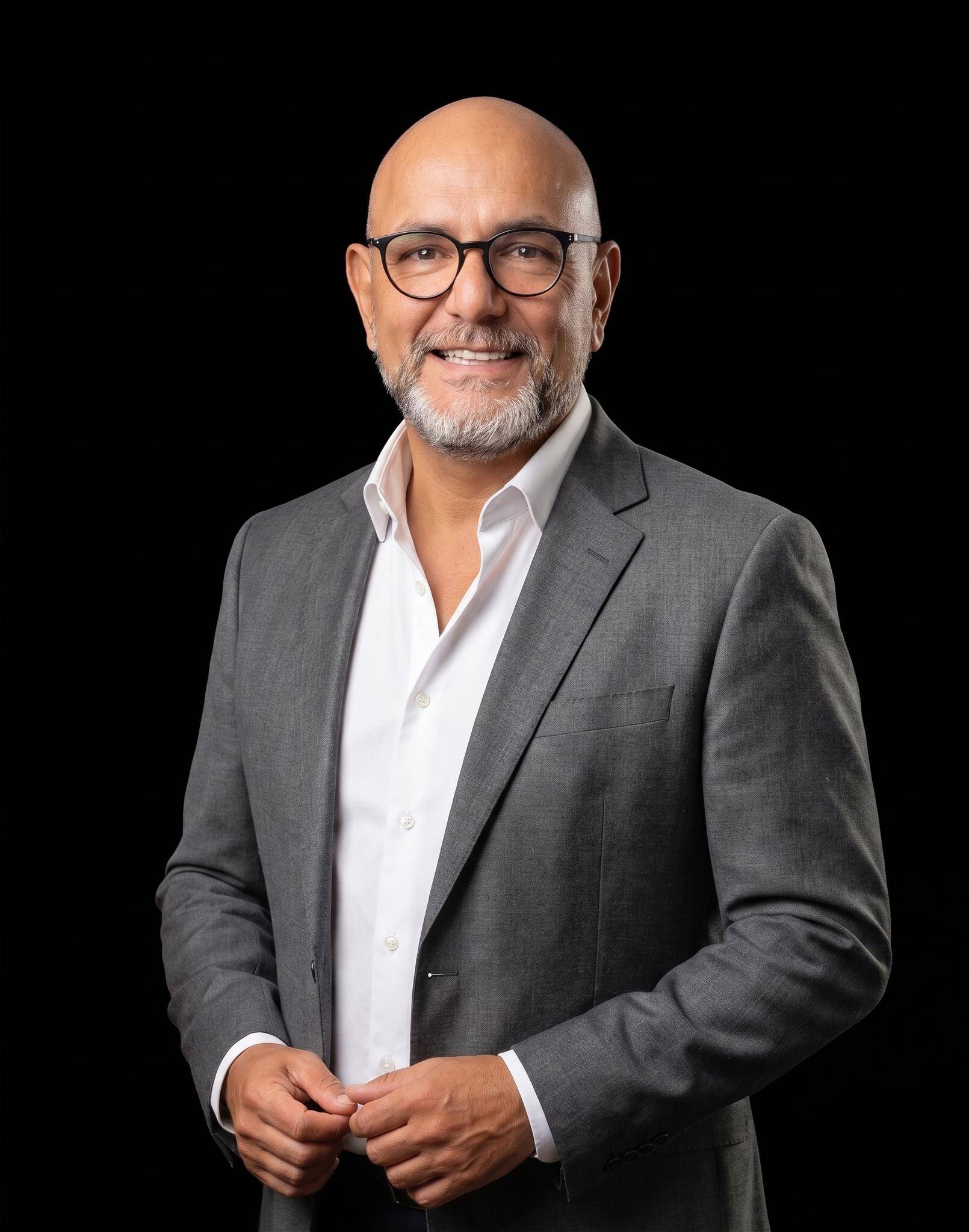 Manu  - Emotional Intelligence applied to Marketing Development