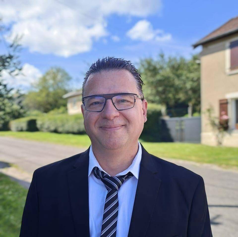 Michel J.