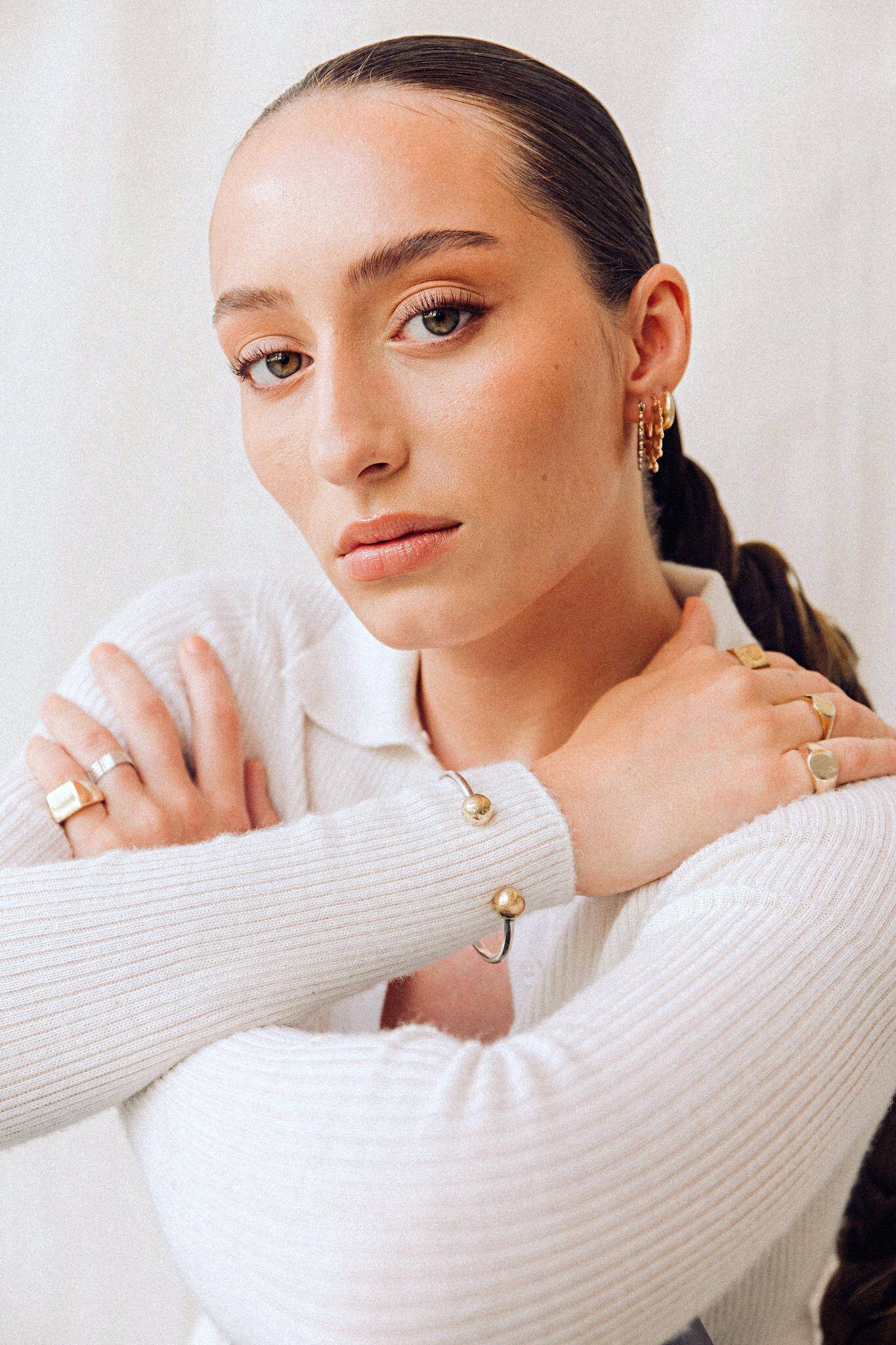 Julia V.
