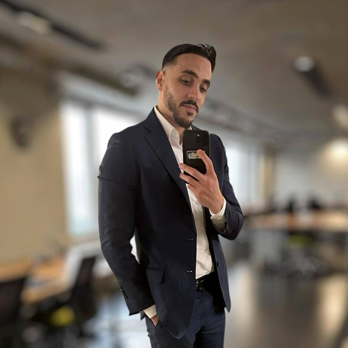 Abdelmoez Cherif - Senior Full Stack Engineer  - Vue React Node PHP 
