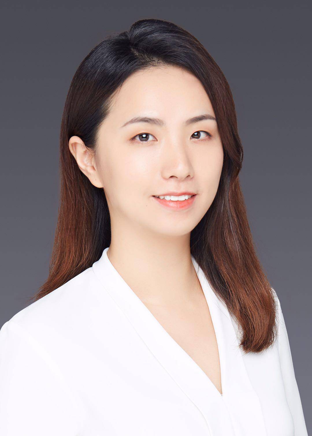 Zhongling He