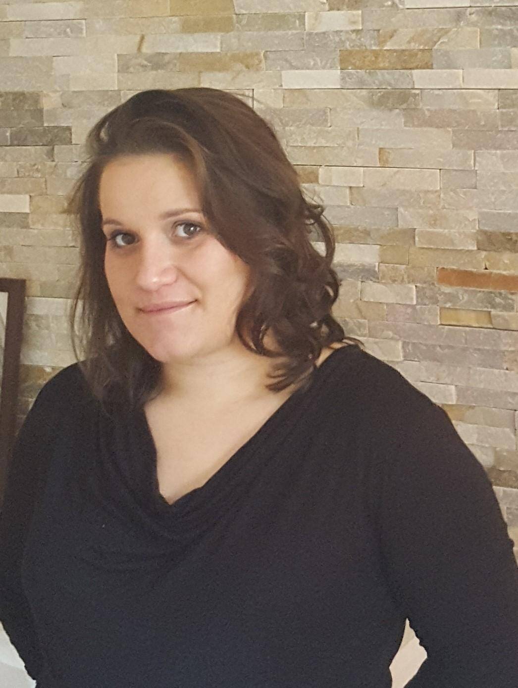 Vanessa P. - Relecture, écriture créa, traduction, chronique 