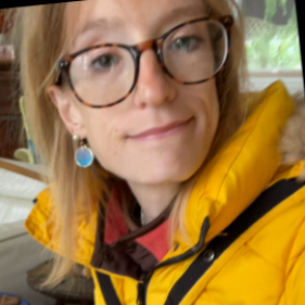Laura Campbell - Senior Health & Nutrition Specialist, Nutritionist