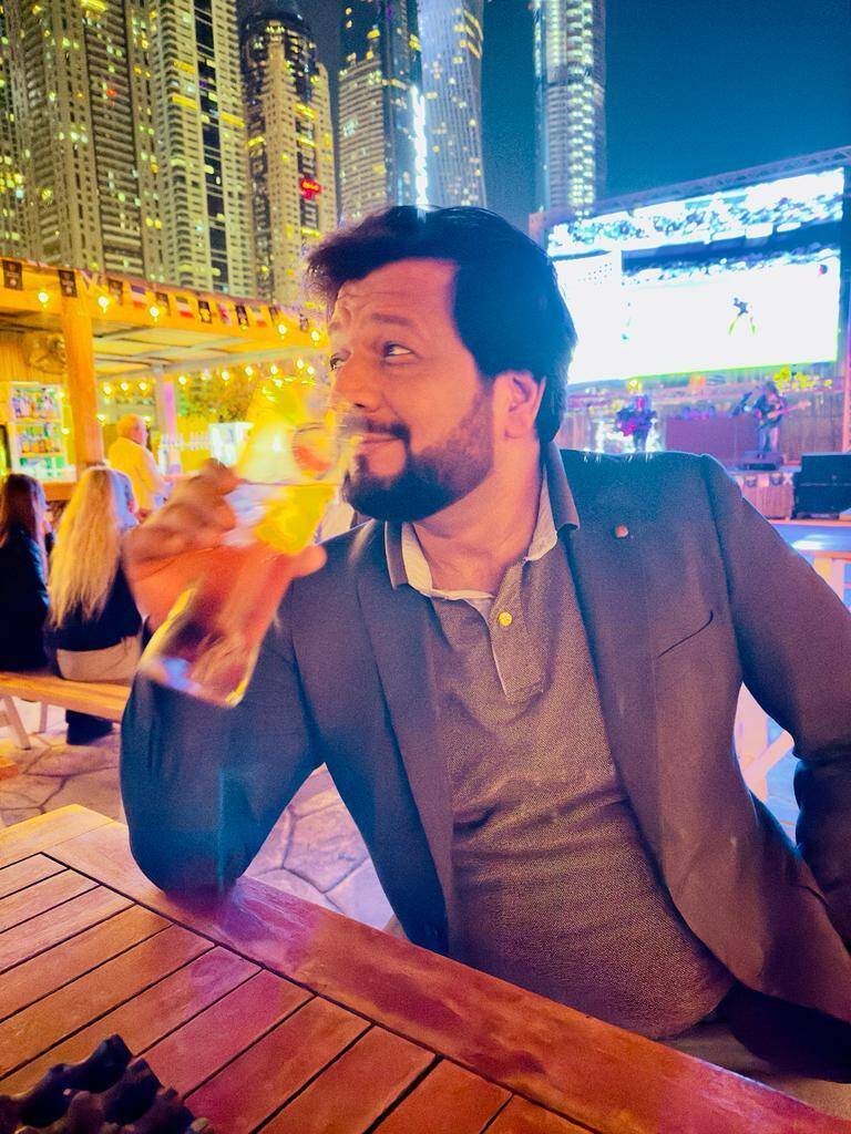 Gohar Paracha - Senior AI & Digital Transformation Consultant | IT