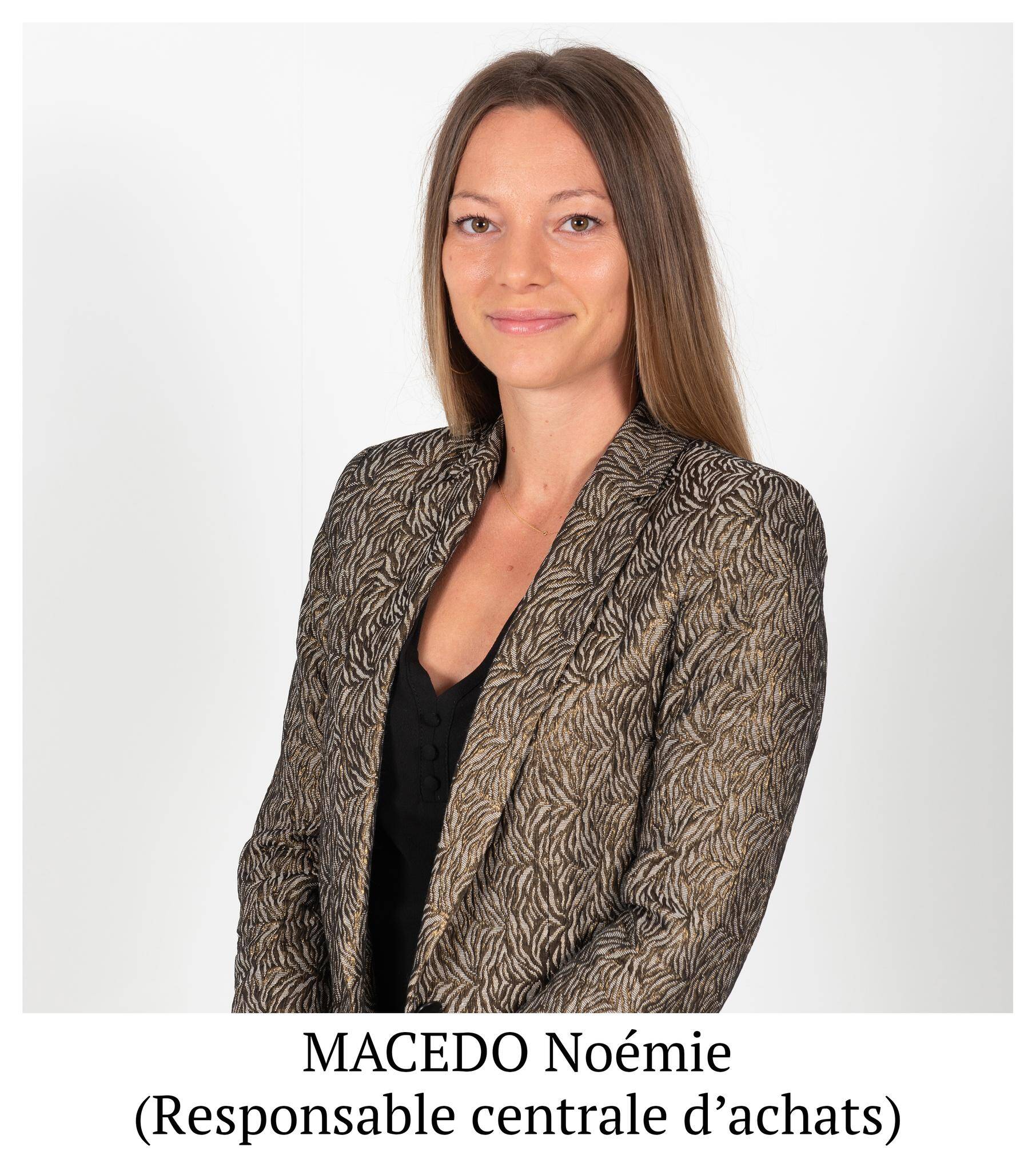 Noémie  - Berater für Investitionsausgaben und indirekte Beschaffung