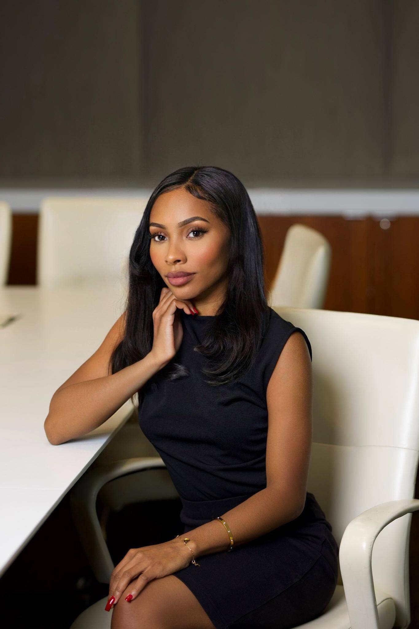 Jessica E. - Marketing & Social Media Expert