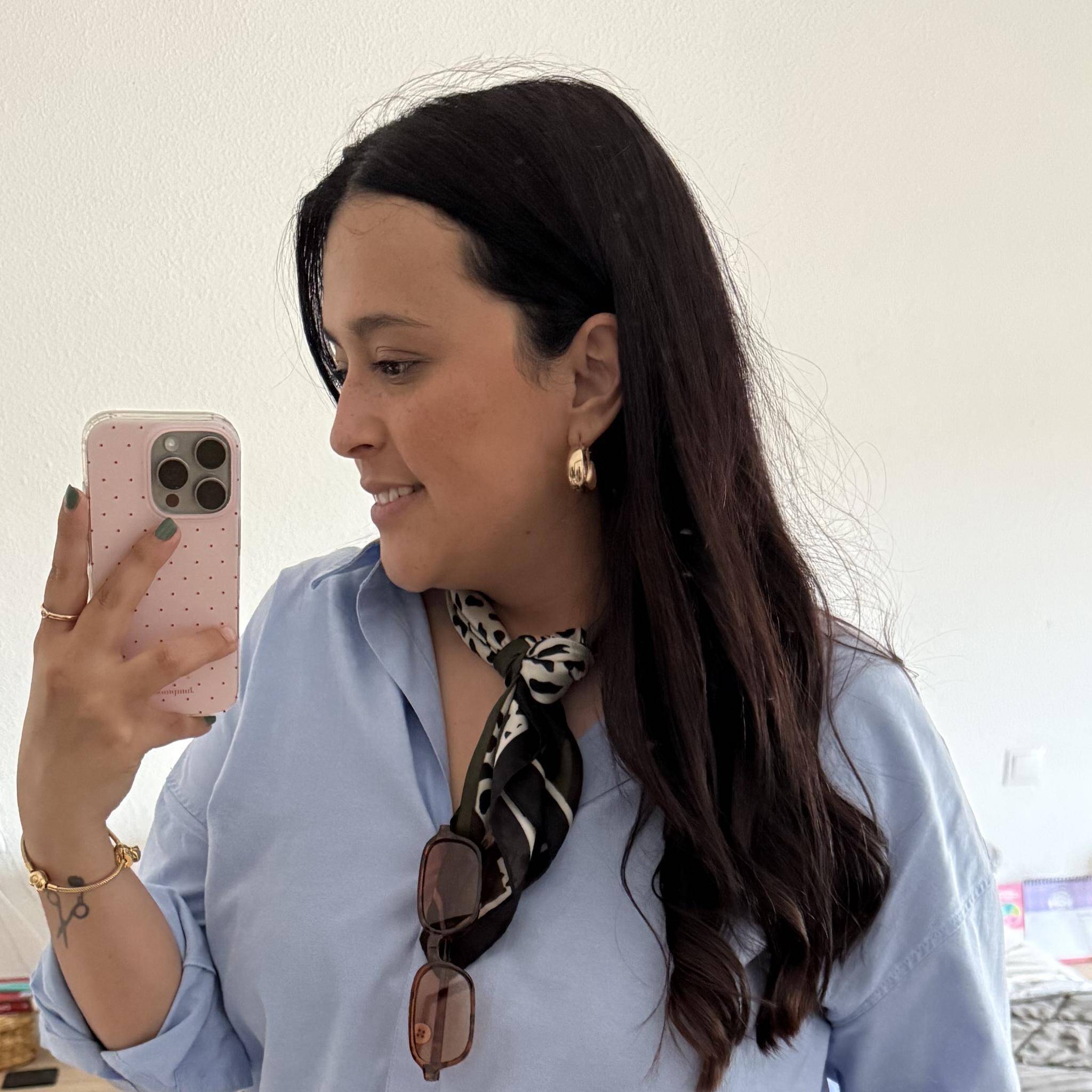Estefanía Silva Ortega - Textos cortos y guiones redes sociales 