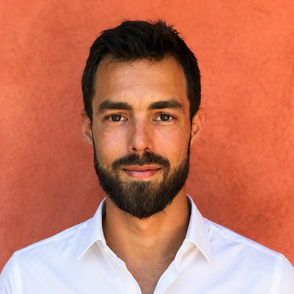 Alexandre H. - Expert investissement & stratégie crypto | DeFi