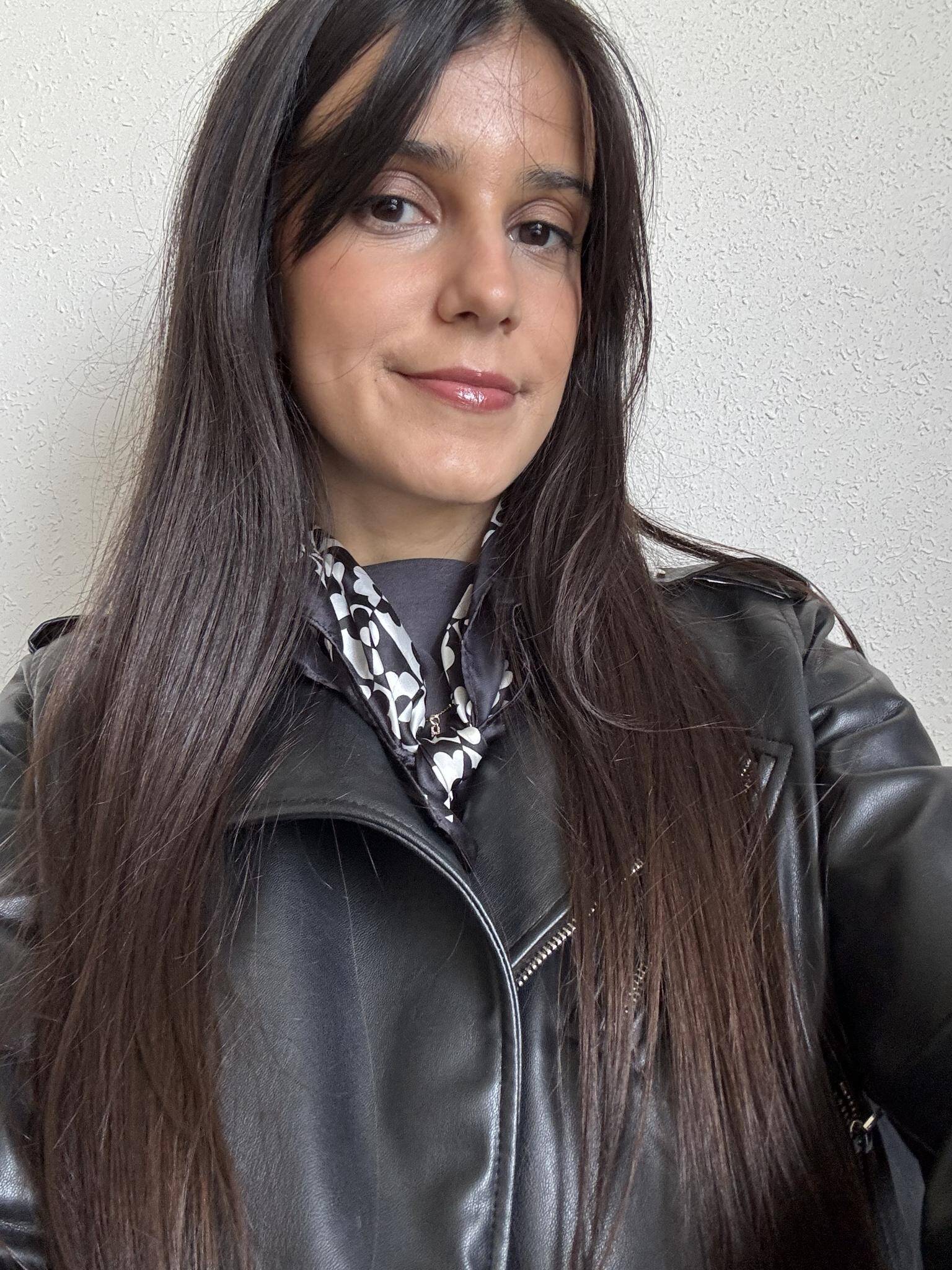Esra Akin