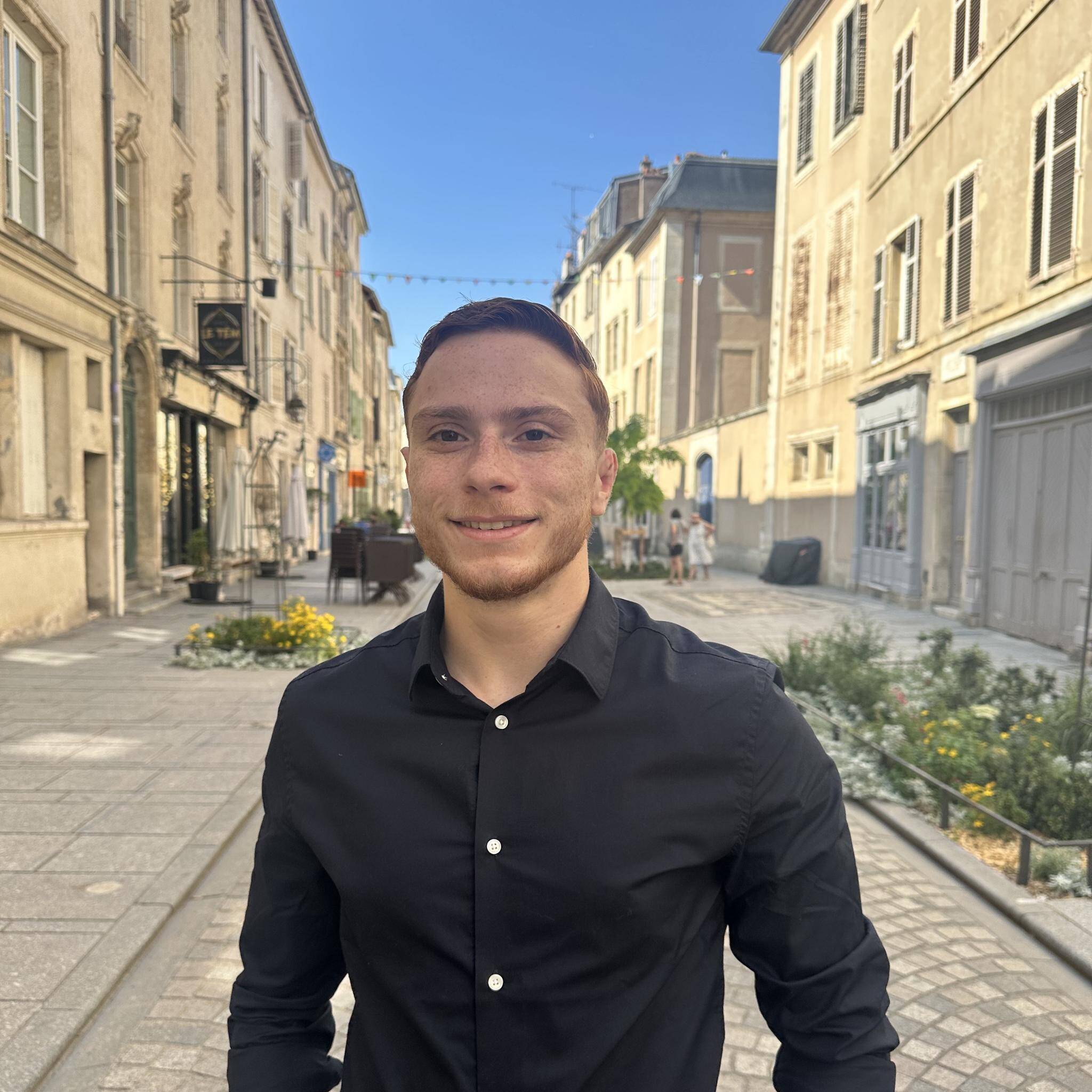Mathis  - SUPPLY CHAIN CONSULTANT DATA & STRATÉGIE