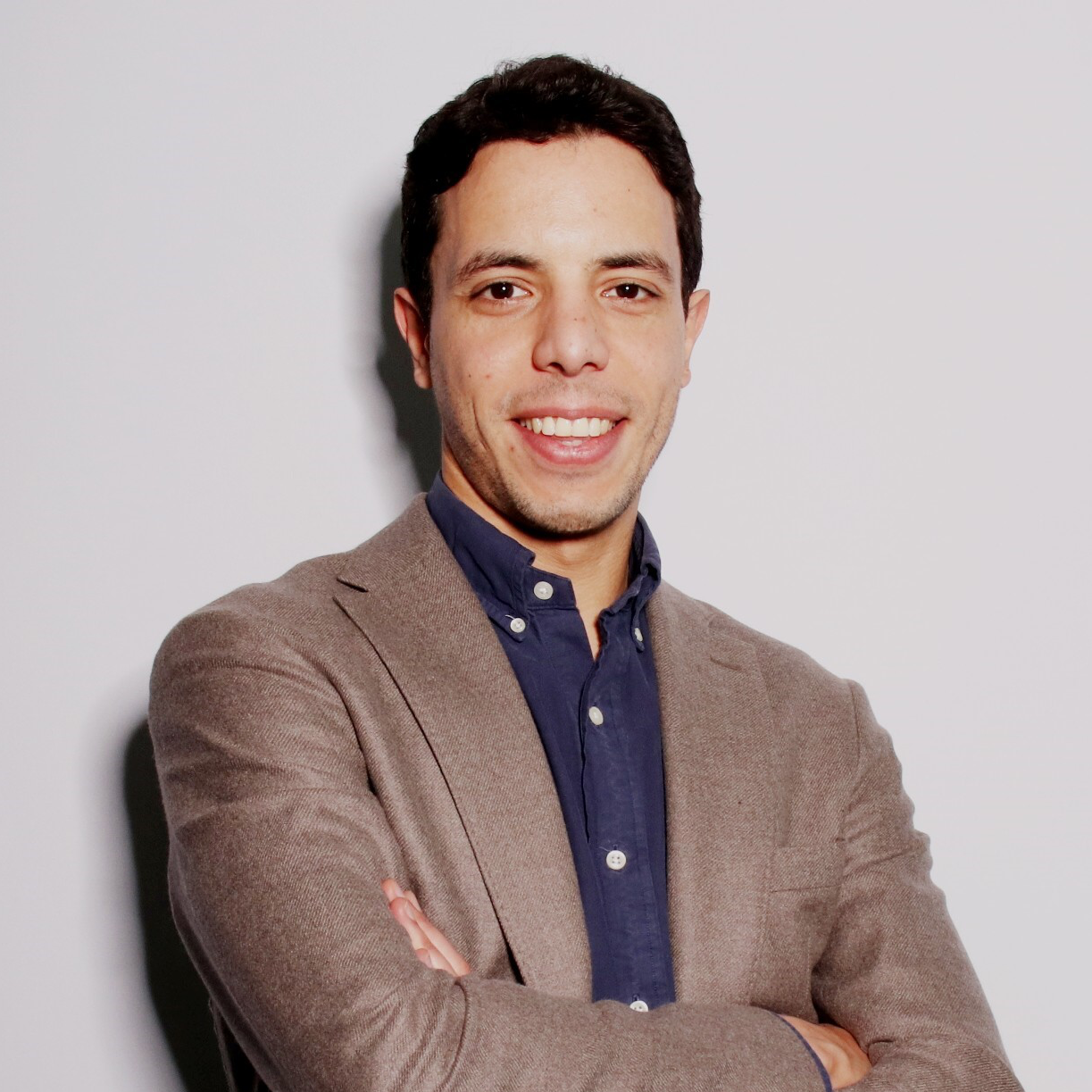 Sofiane  - strategy and operations consultant