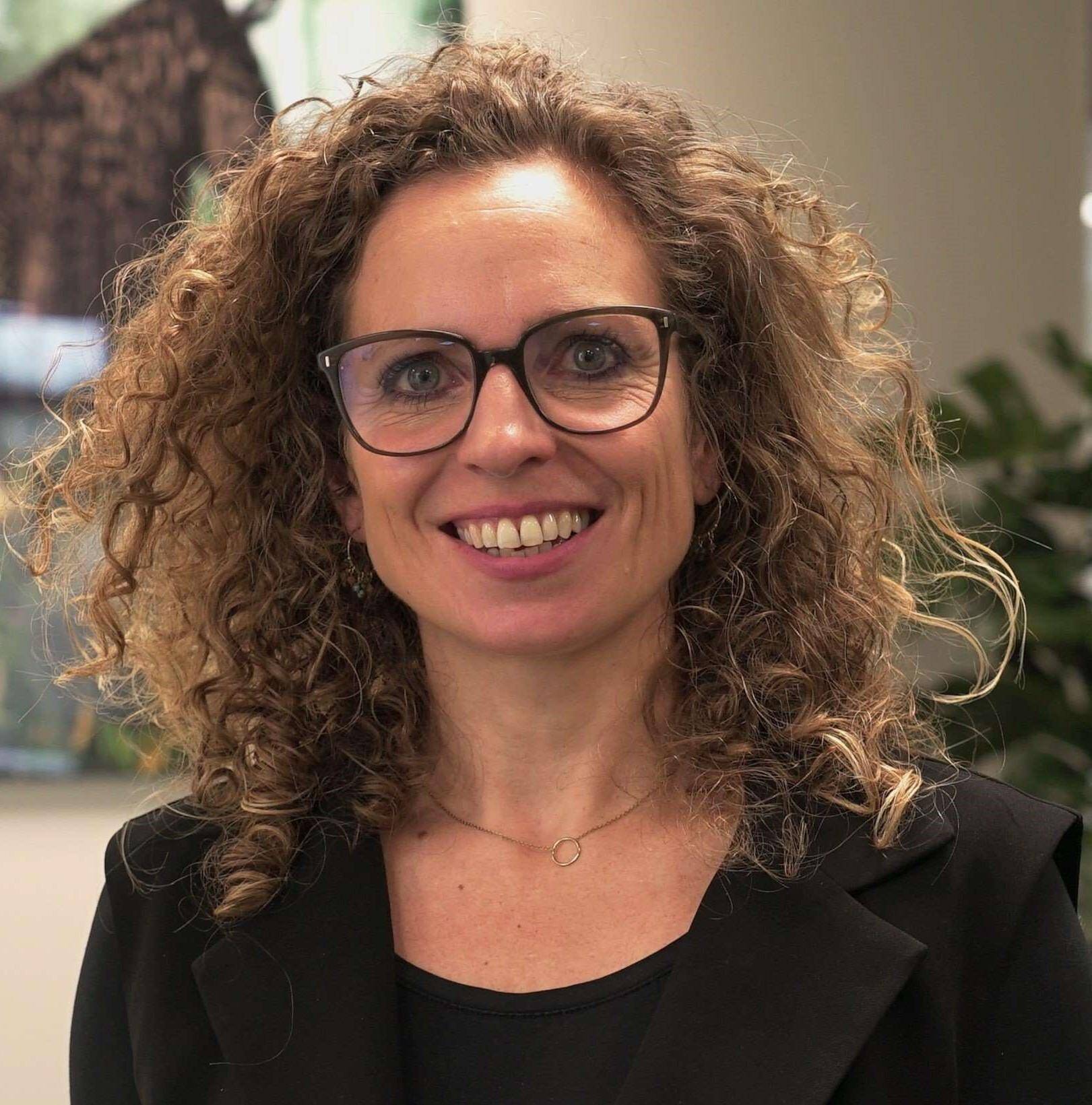 Sandrine C. - ACHATS: (out)sourcing, management, projet, RSE