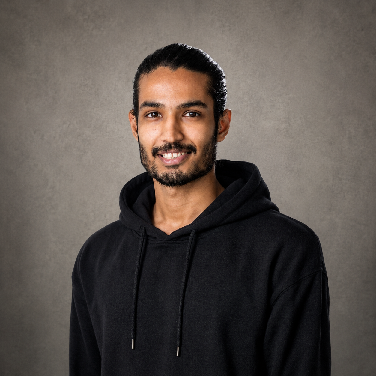 Sam I. - Creative Designer & Social Media Strategist