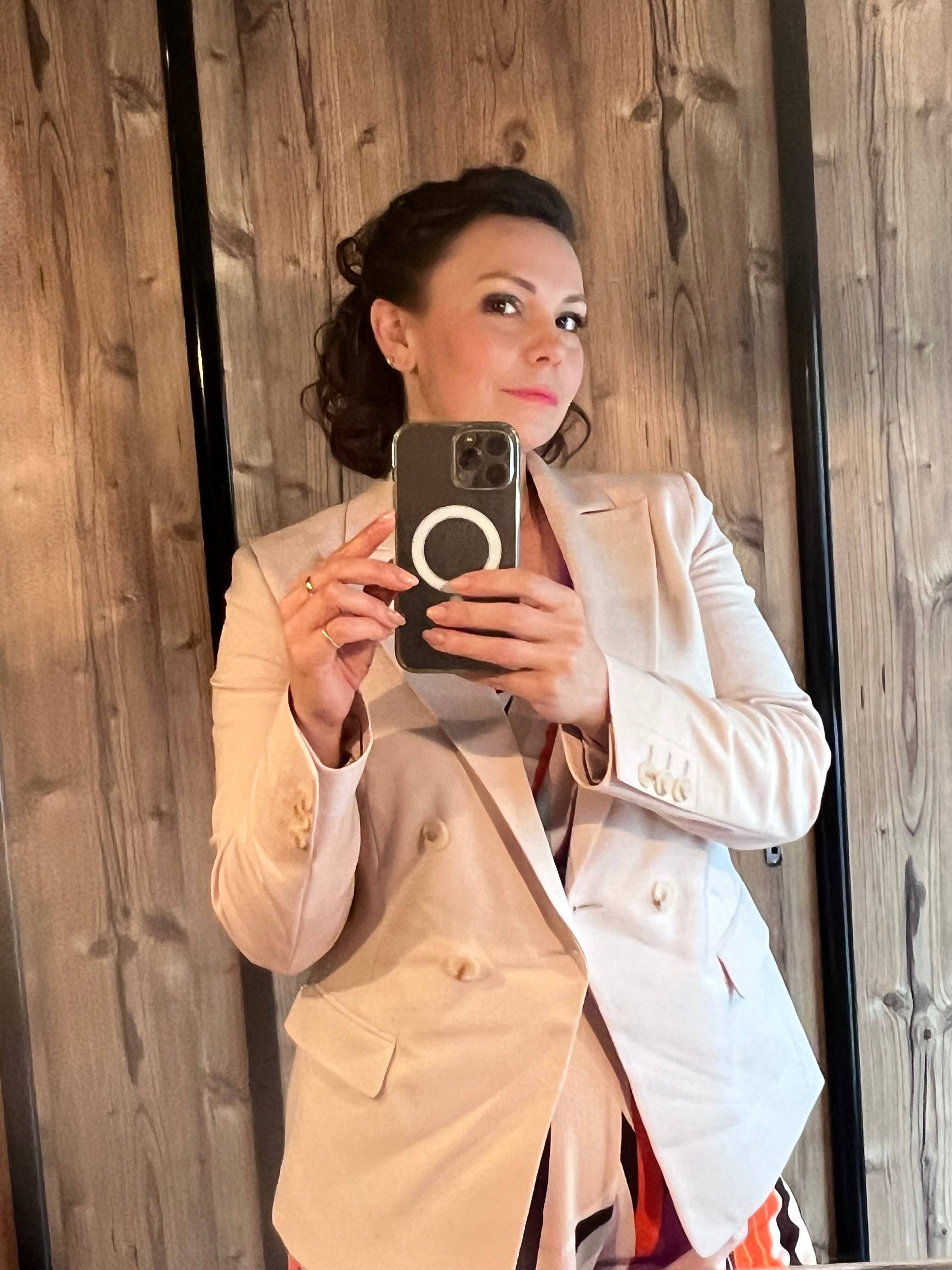 Anastasia Luzina - Instagram Strategin & Designerin
