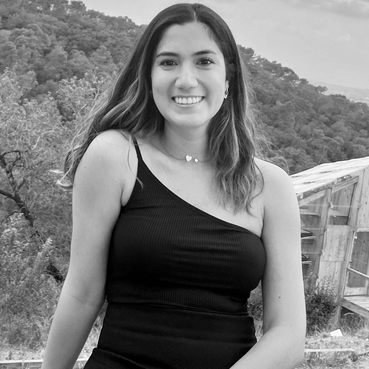 Carla Alvear