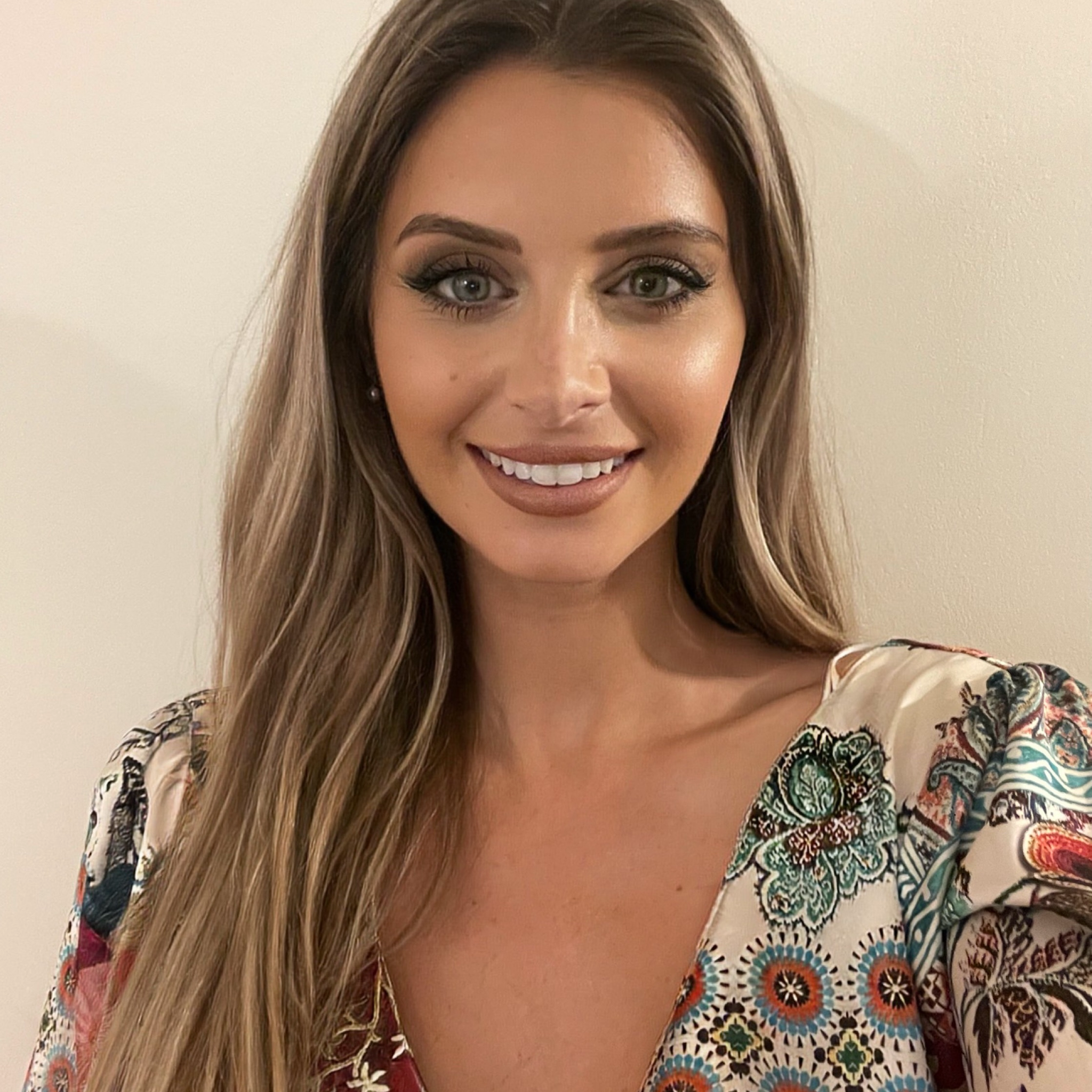 Anaelle C.