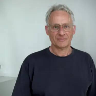 Johan  - Senior copywriter