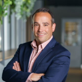 Danny  - Chef des ventes mondiales pour le génie civil et l'industrie