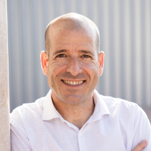 Dani  - Consultant and trainer in financial well-being