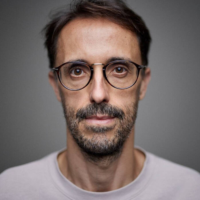Pablo Calzado - Creativo, diseñador gráfico, diseño digital.