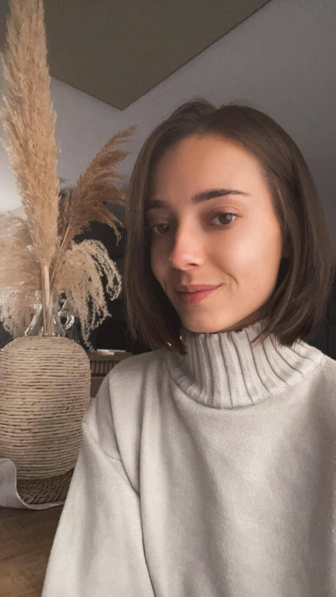 Justine D. - Administratif, Création visuelle, Rédaction 
