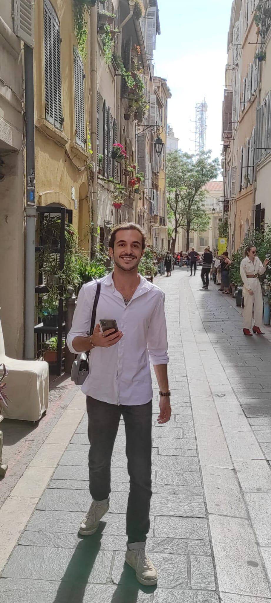 Alexandre Rutigliano - Traducteurs FR-PT-ESP-ENG-HIN-MAR