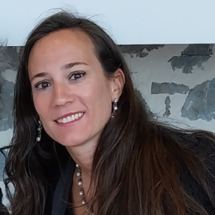 Noëlle  - Director of Operations - D Management