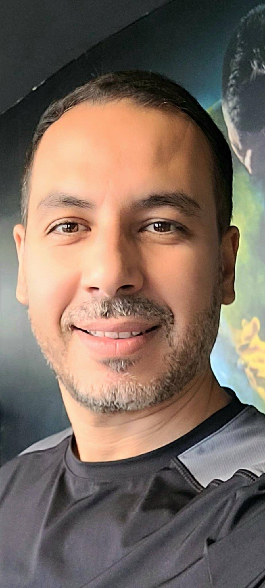 Yassine  - Solutions Expert -IT Architectures -Technical Lead