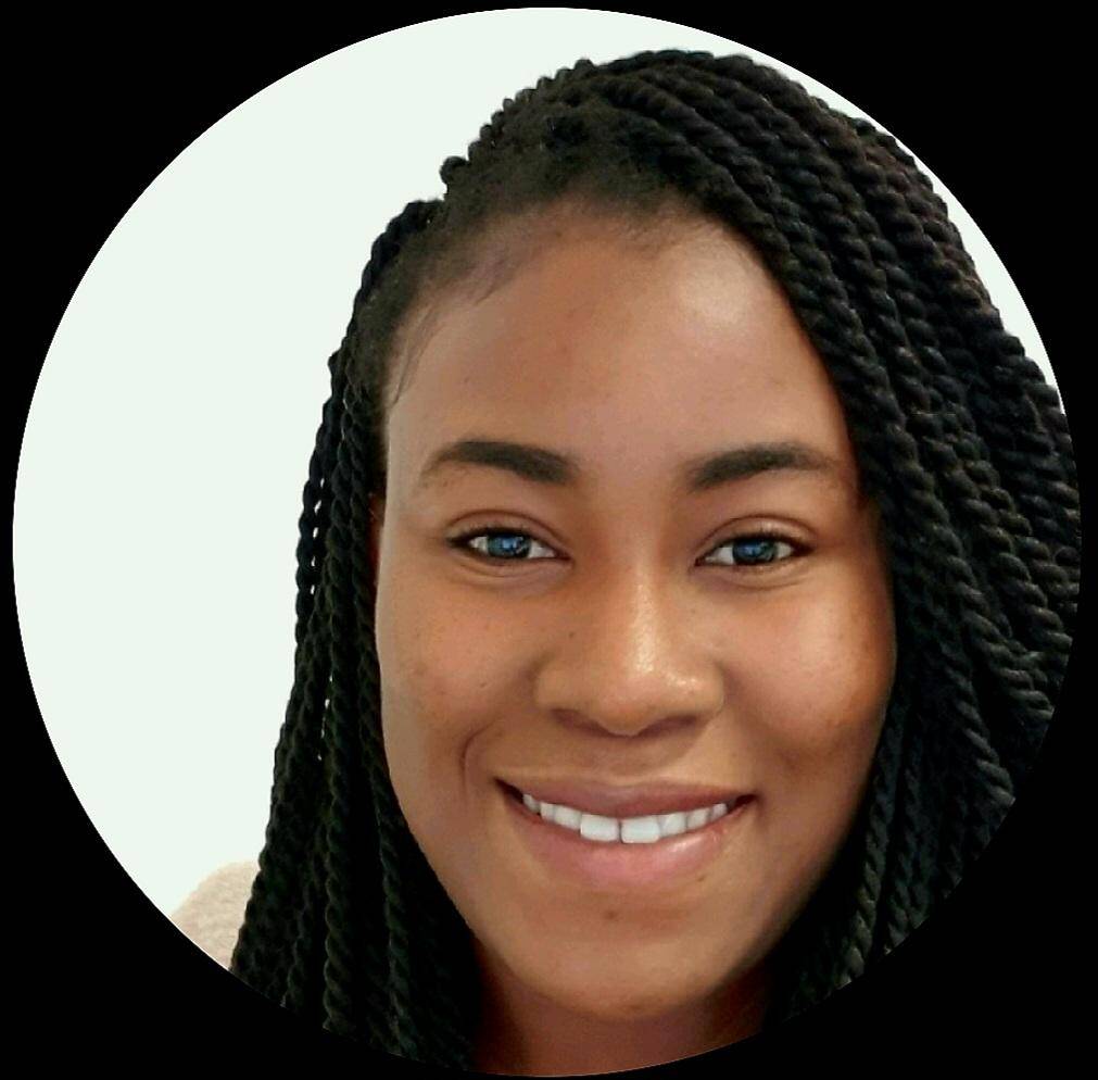 Solène-Amil  - Customer Success Manager & Account Manager