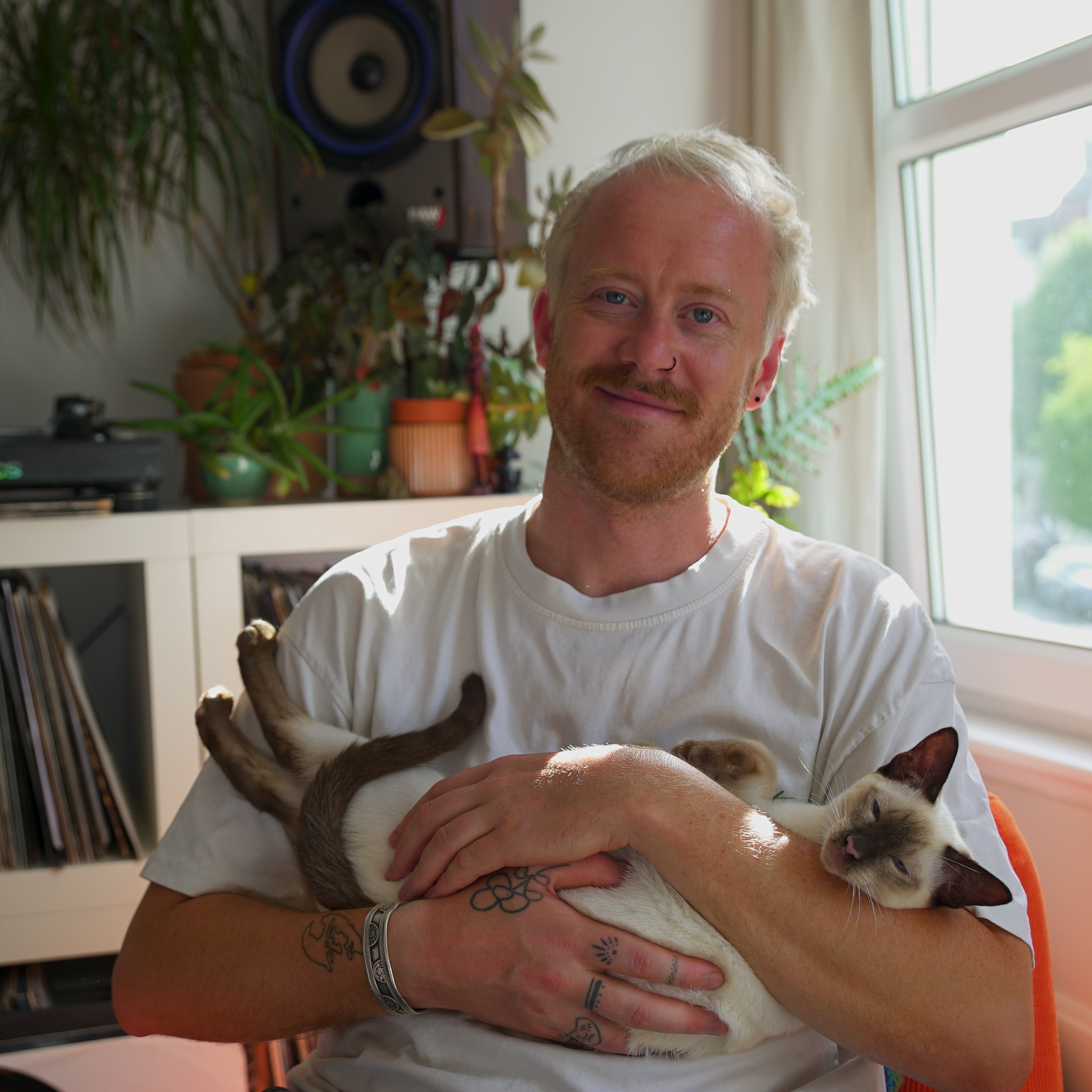 Samuel Bell - A Multidisciplinary, Dependable Graphic Designer