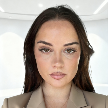 Angela  - Content Strategist & Copywriter