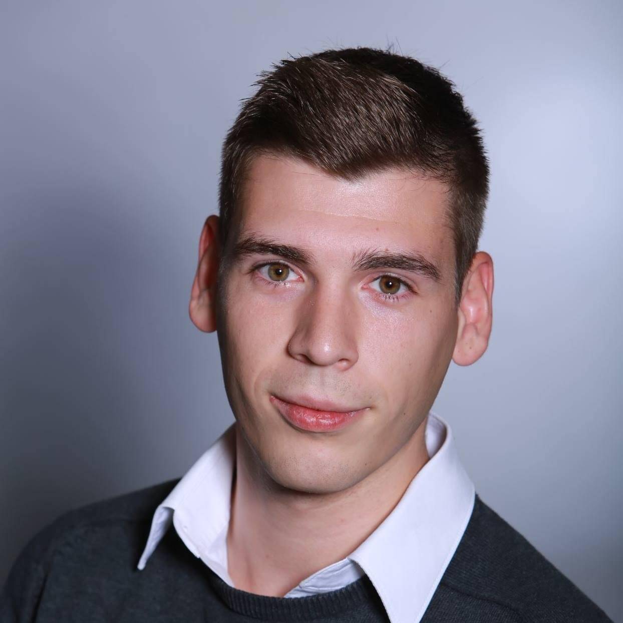 Niklas Böhner - Full Stack Entwickler