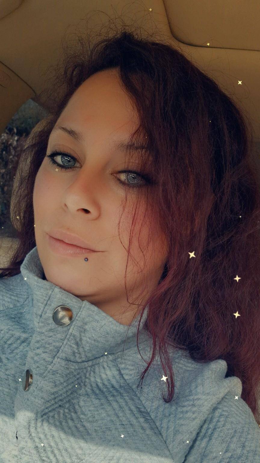 Gwenaelle T.