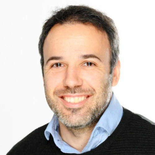 Carlos Guerrero - Generative AI Product Development Specialist