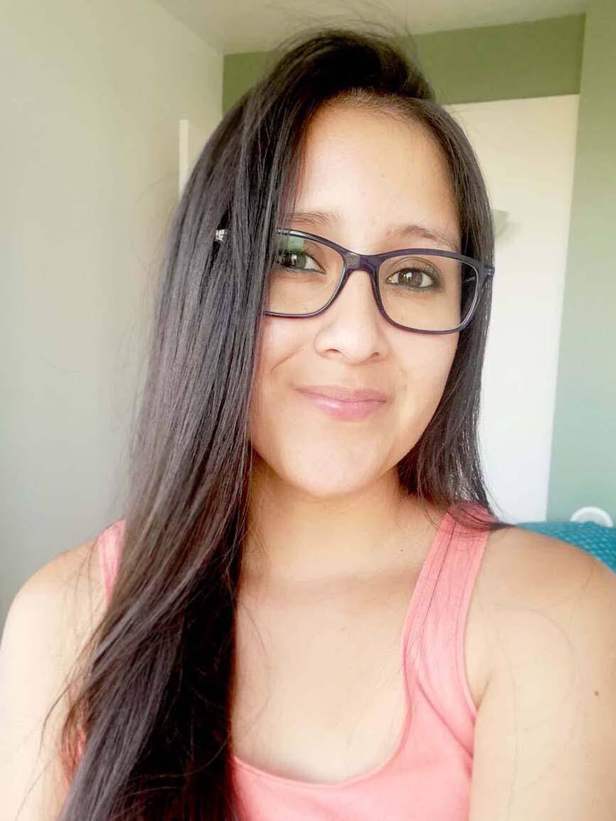 Rosalia Huenchuñir - Graphiste - illustratrice