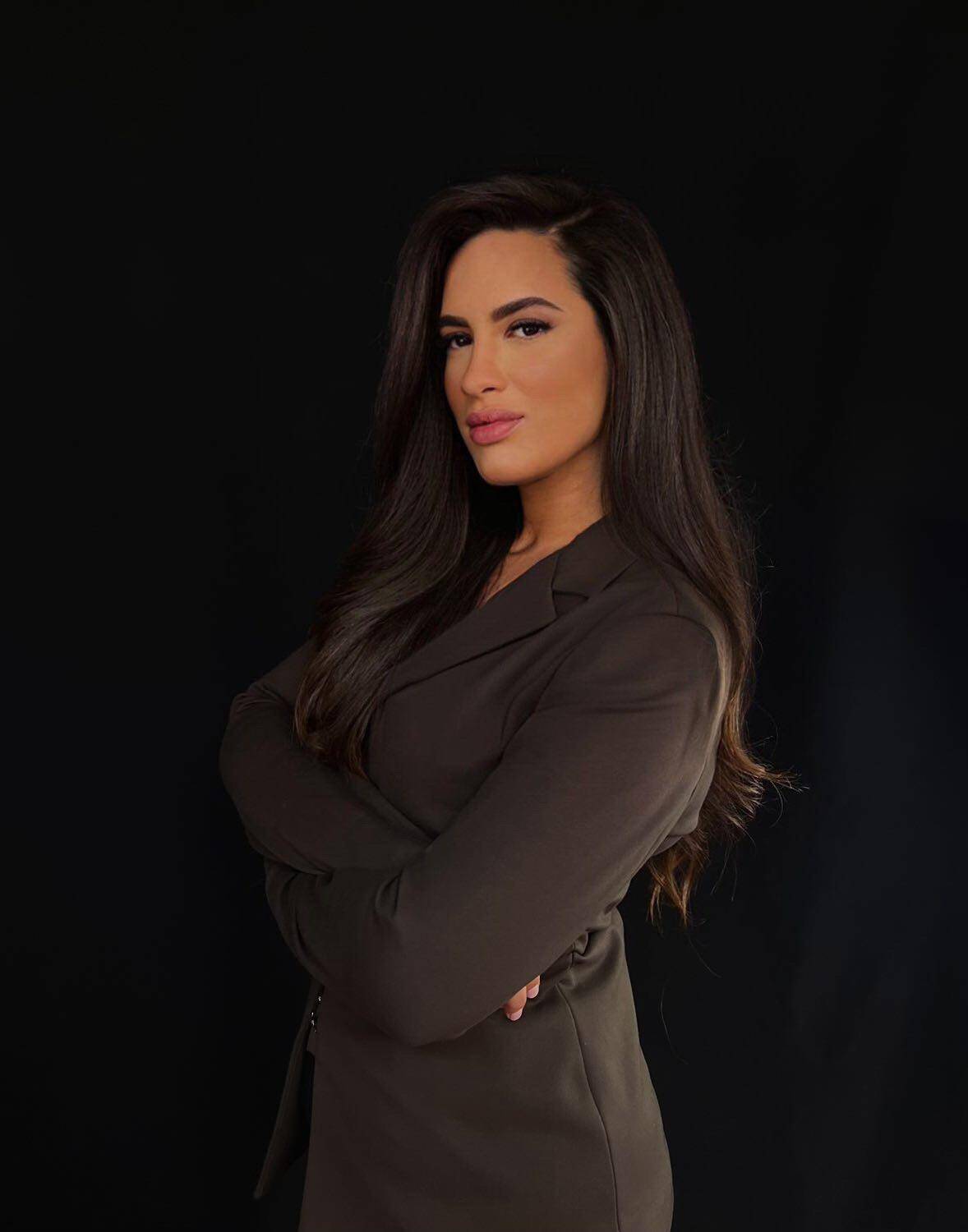 Cynthia Mehadjri - Chef de projet | Marketing 360 | Branding | Event