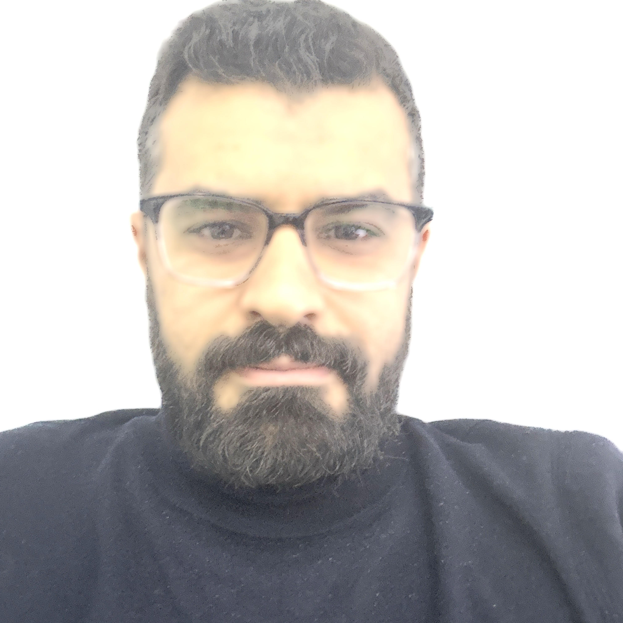 Amine Hallam