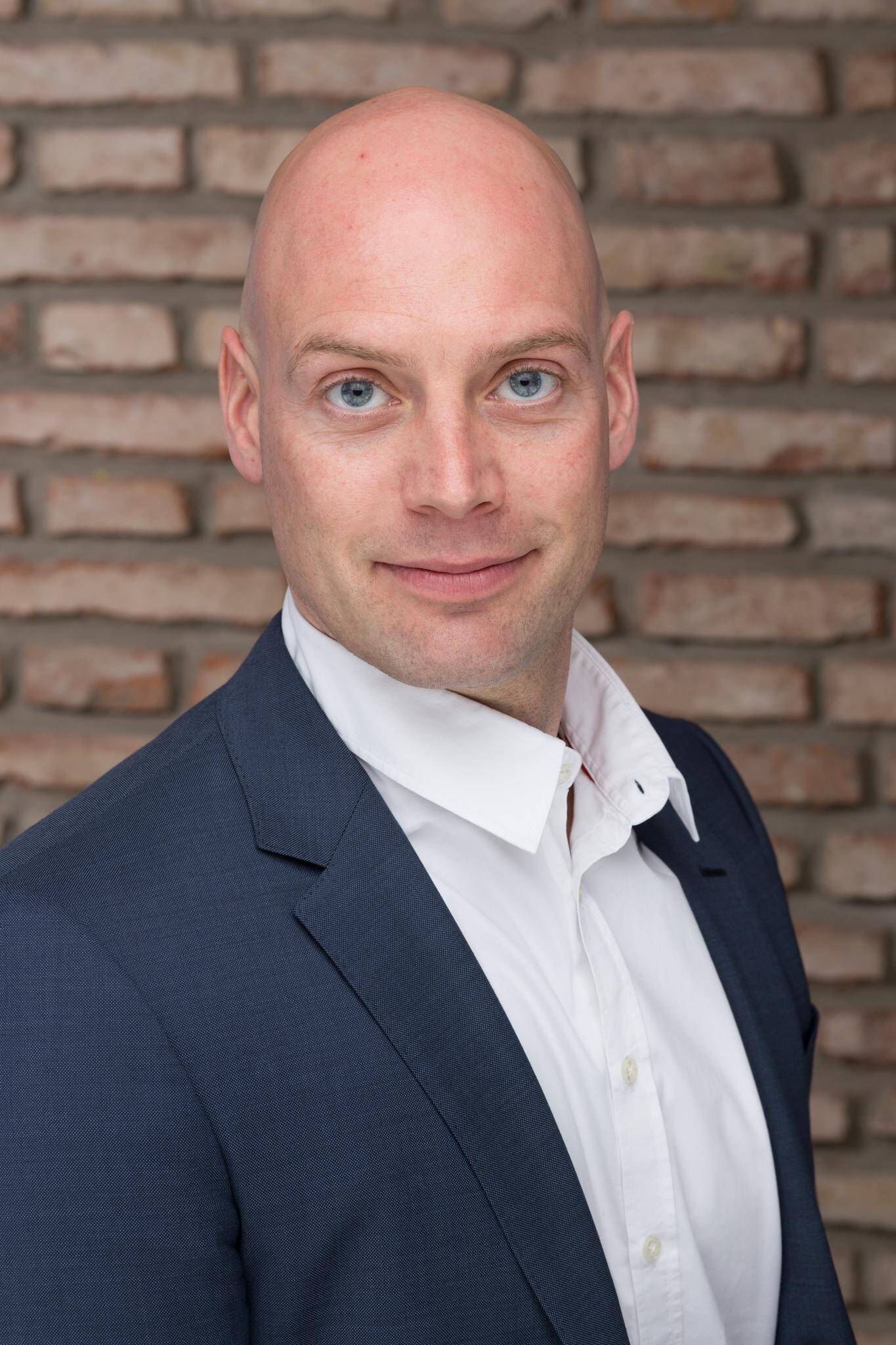 Andreas Geist - Commercial Growth Advisor | Go-to-Market | Revenue
