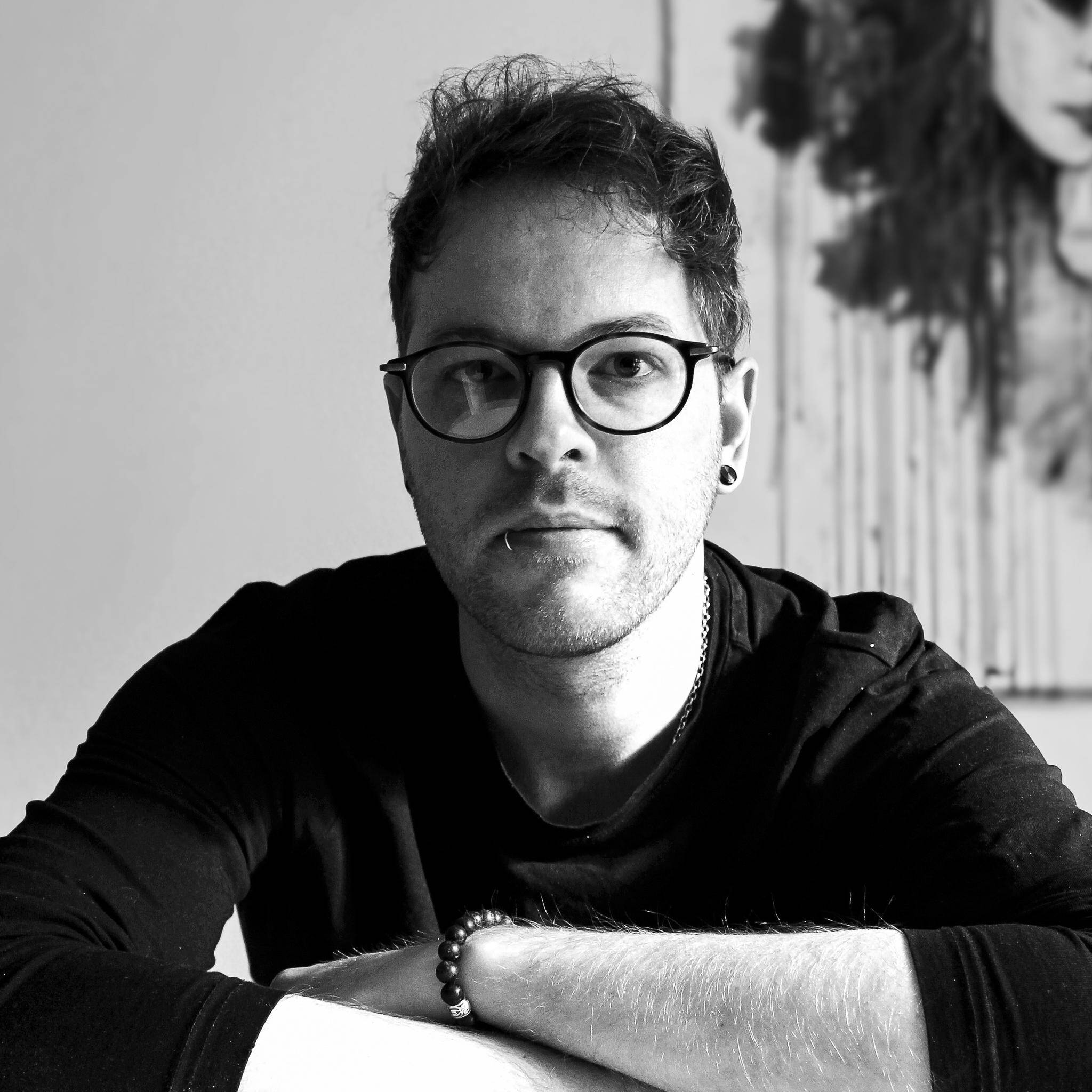 Raphaël  - Directeur artistique et designer graphique