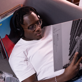 Yann N'Dja - 🐝 Community manager