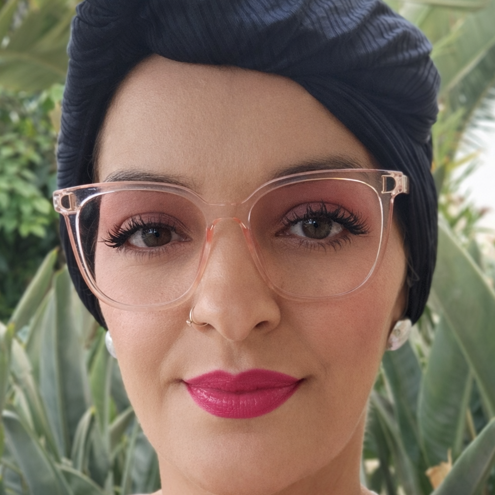 Lilou Ourrisse - Assistante virtuelle francophone - support clients