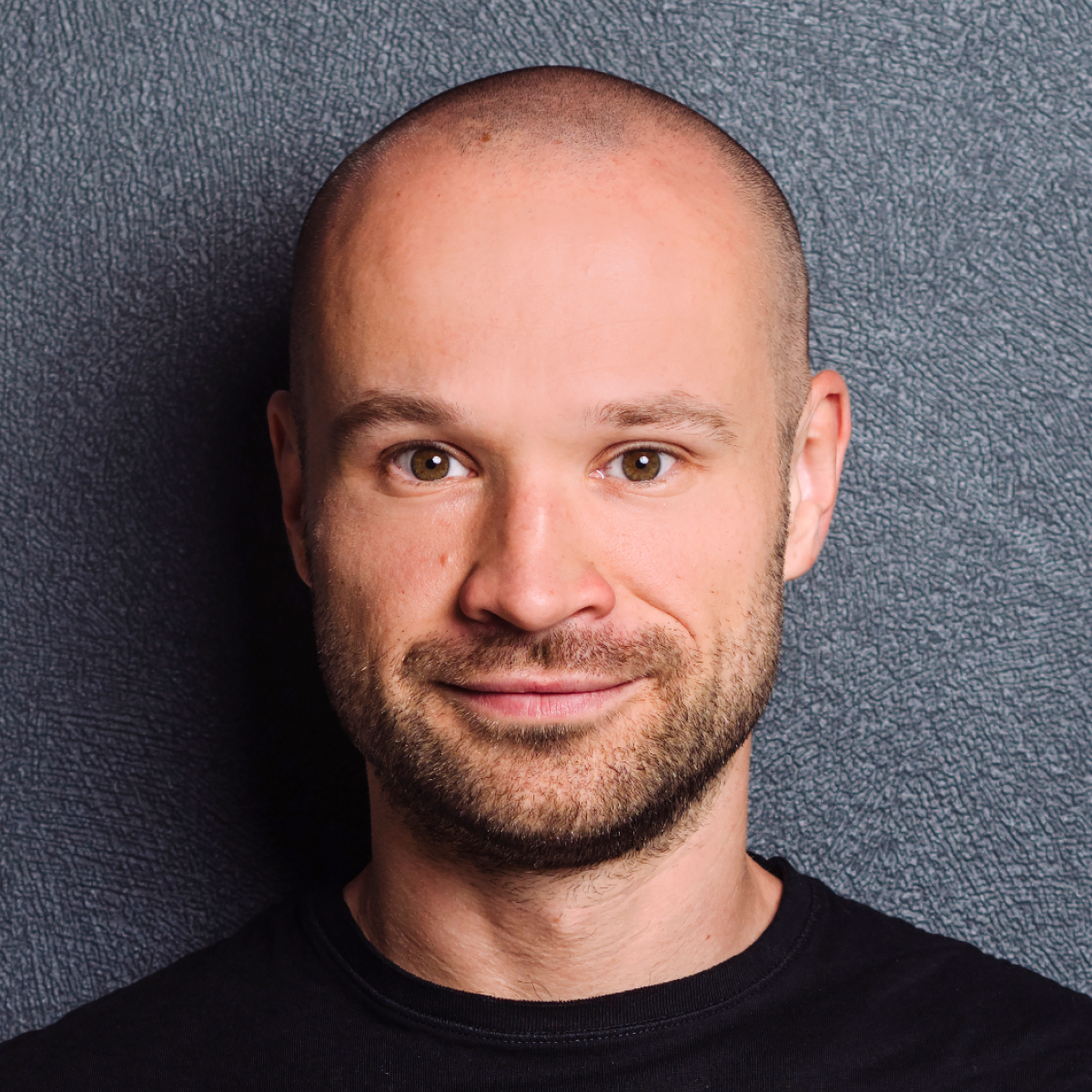 Raigo Lilleberg - Sr product designer | AI/LLM workflows, systems