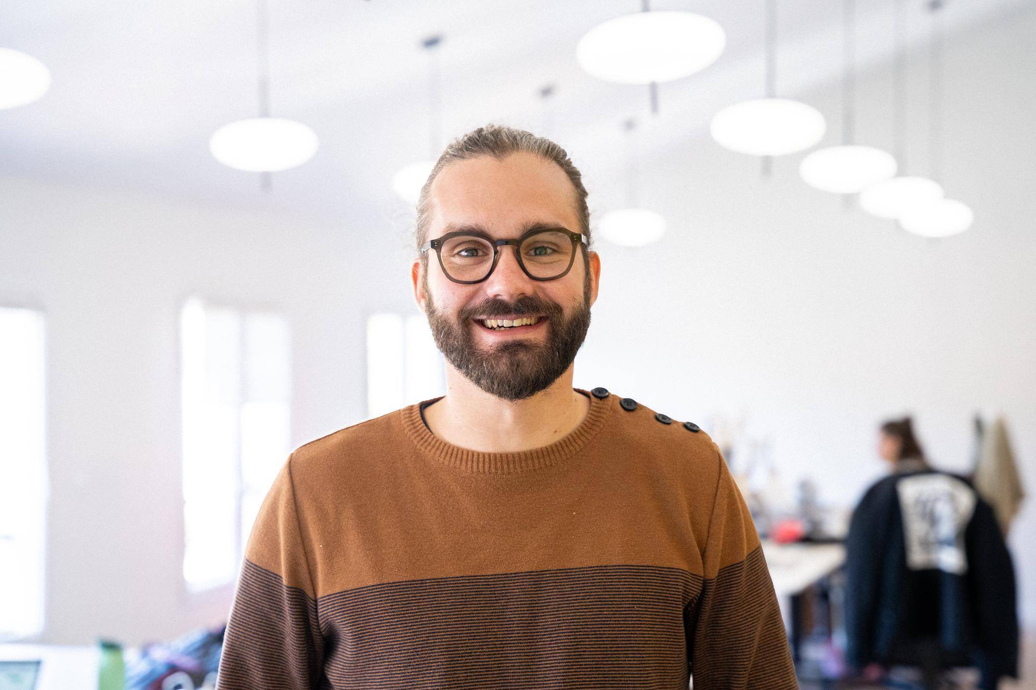 Julien Lacaze - Part time CMO | Acquisition |  | No code