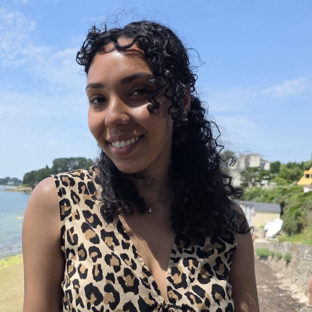 Ambre Metro - Créatrice UGC - Vidéos Lifestyle, Bébé, Beauté