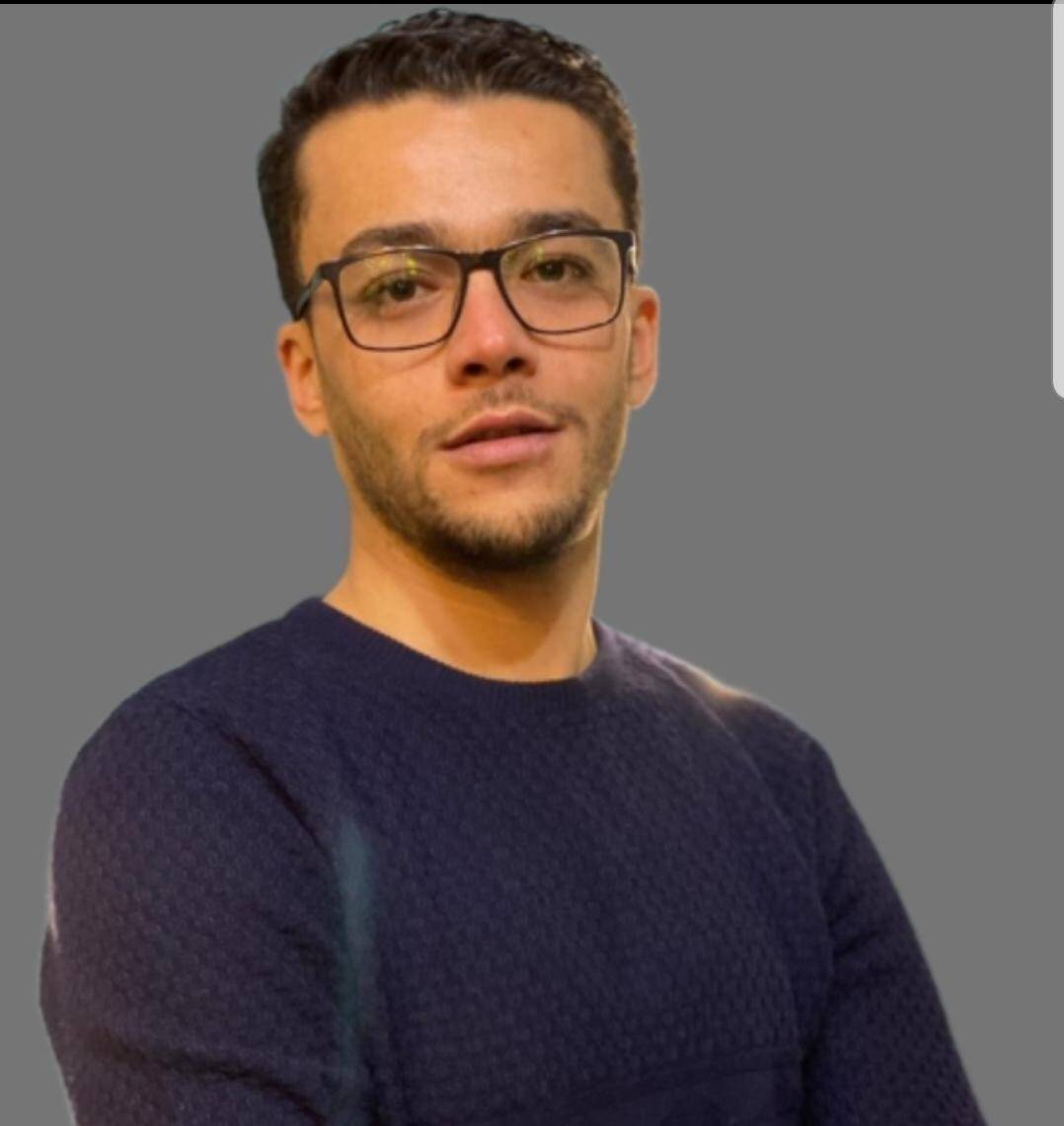 Mohamed  - Cloud architect | 3x AWS & Terraform Certified