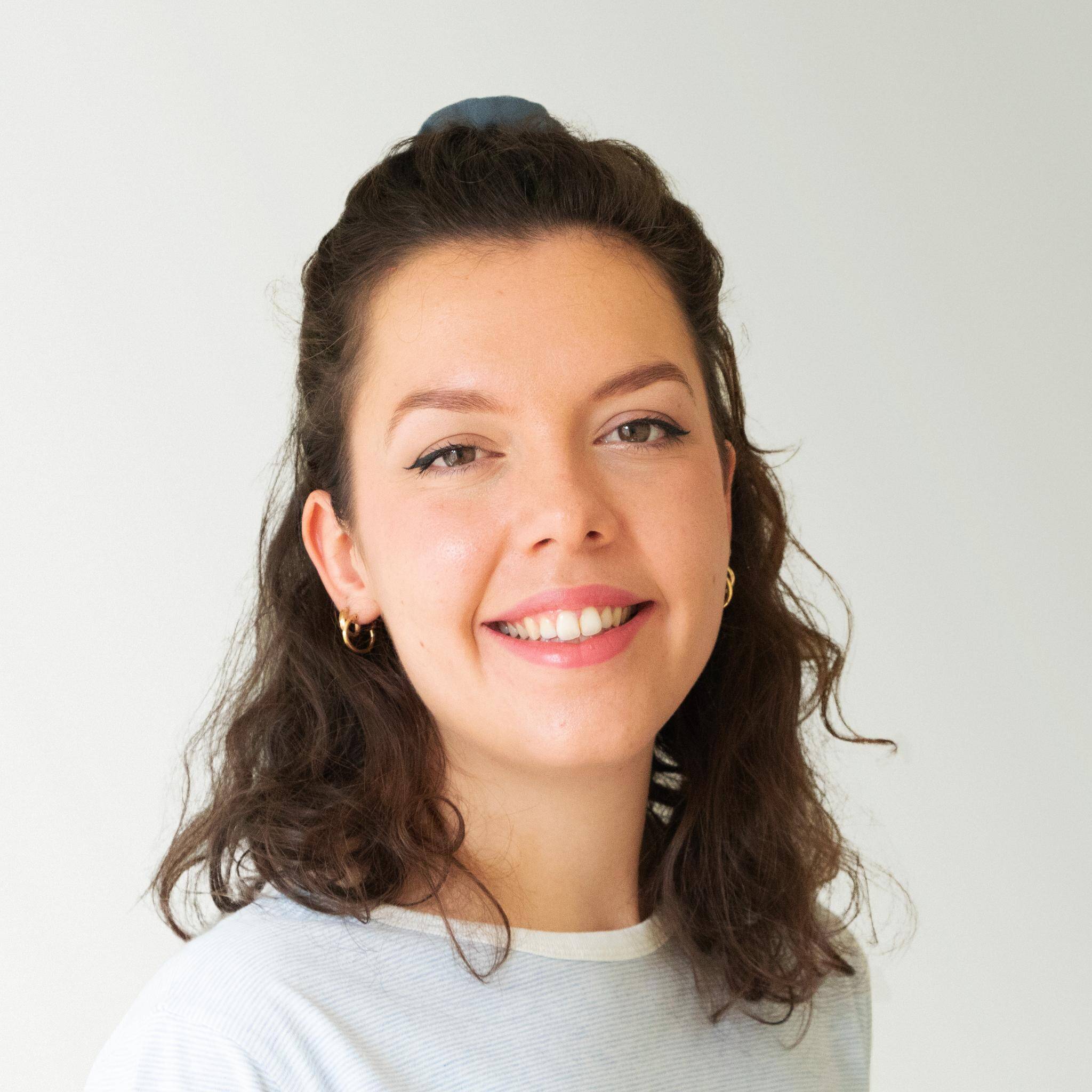 Faustine Berthomé -  Directrice Artistique | Graphisme & Motion Design